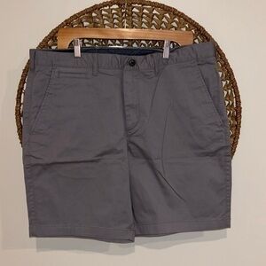 1901 Ballard Slim fit gray flat front shorts size 38”